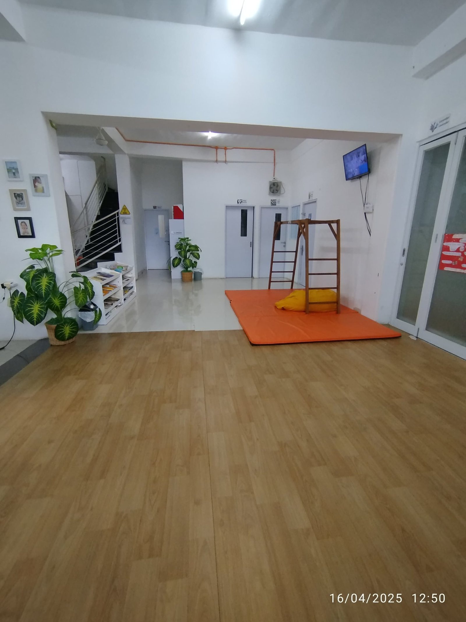 Copy of WhatsApp Image 2025-04-16 at 14.14.54 (1)